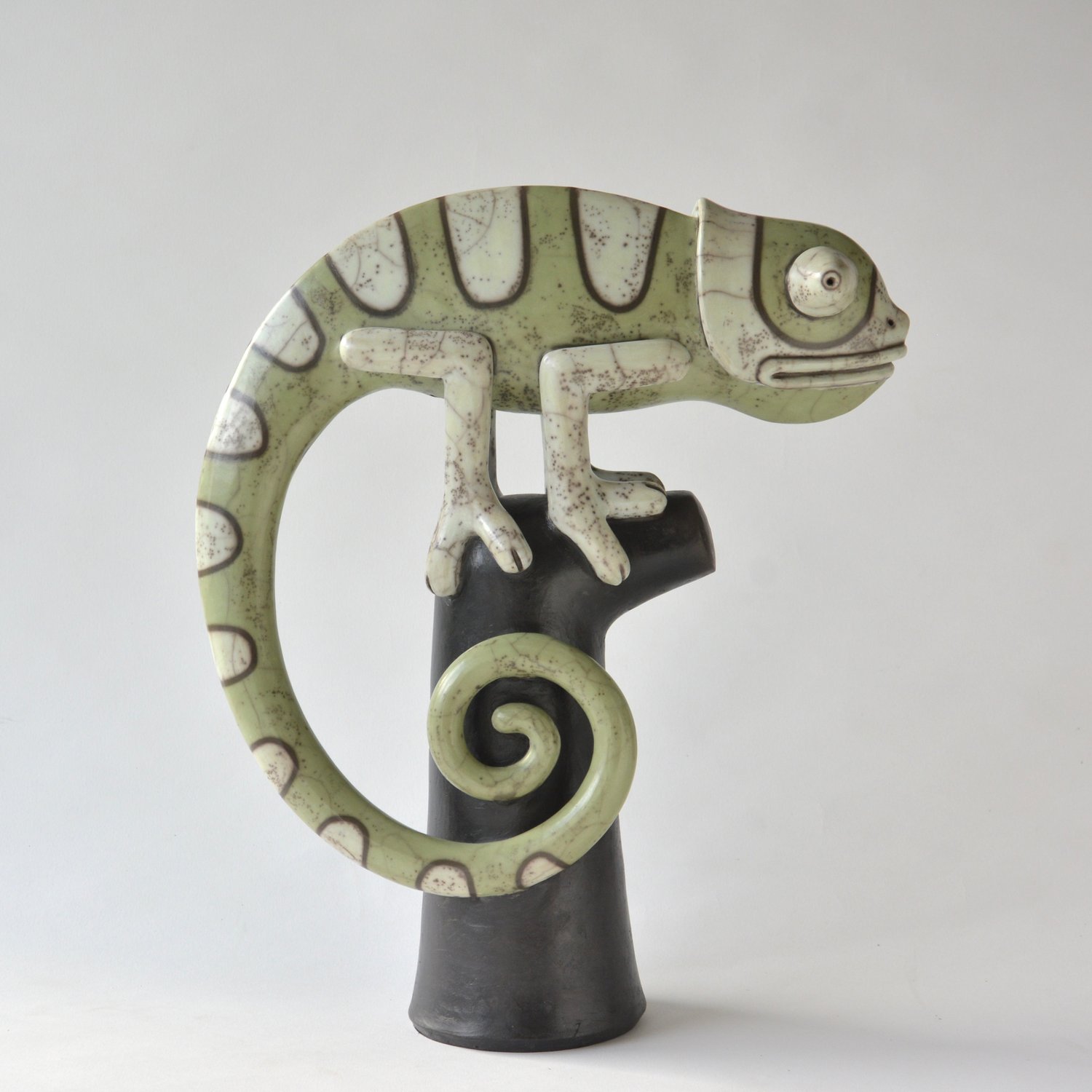 Camaleão em Cerâmica Raku 20