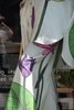 Calça larga com padrão flor 4
